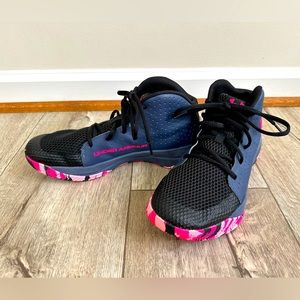 Under Armour Girls Basketball Shoes